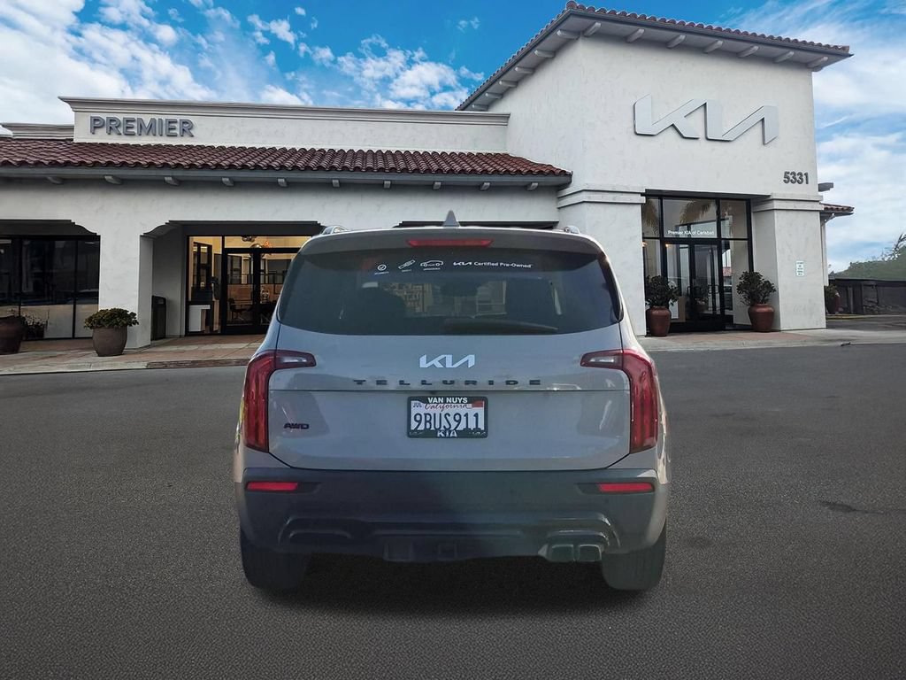 Certified 2022 Kia Telluride EX w/ EX Premium Package AWD/4WD image 7