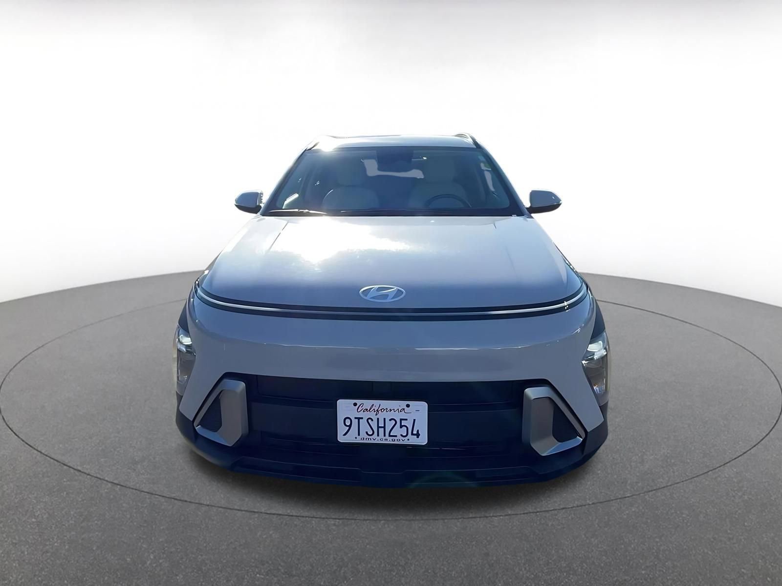 Used 2025 Hyundai Kona SEL image 4