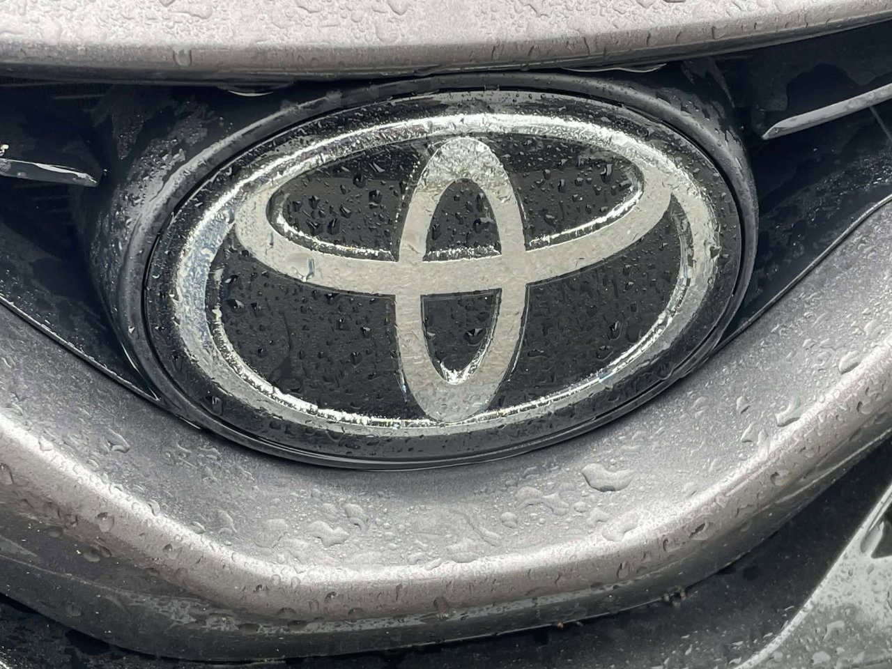 Used 2024 Toyota Camry XSE image 4