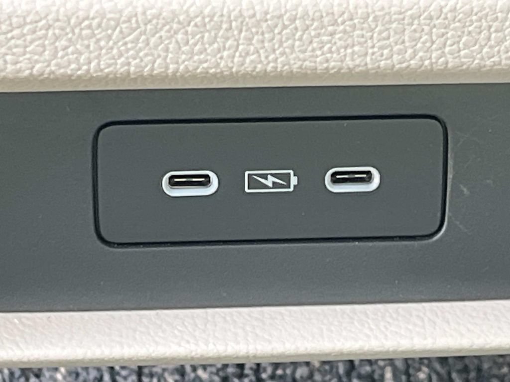 Used 2026 Honda Odyssey Touring image 19