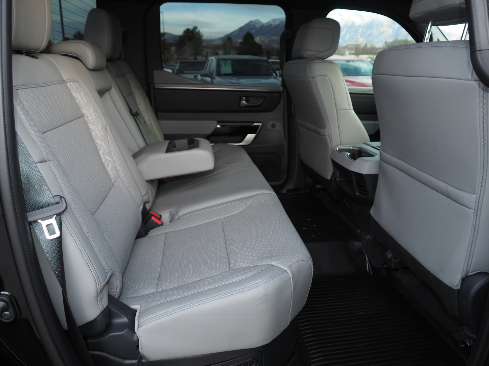 Used 2025 Toyota Tundra Limited w/ TRD Off-Road Package image 20