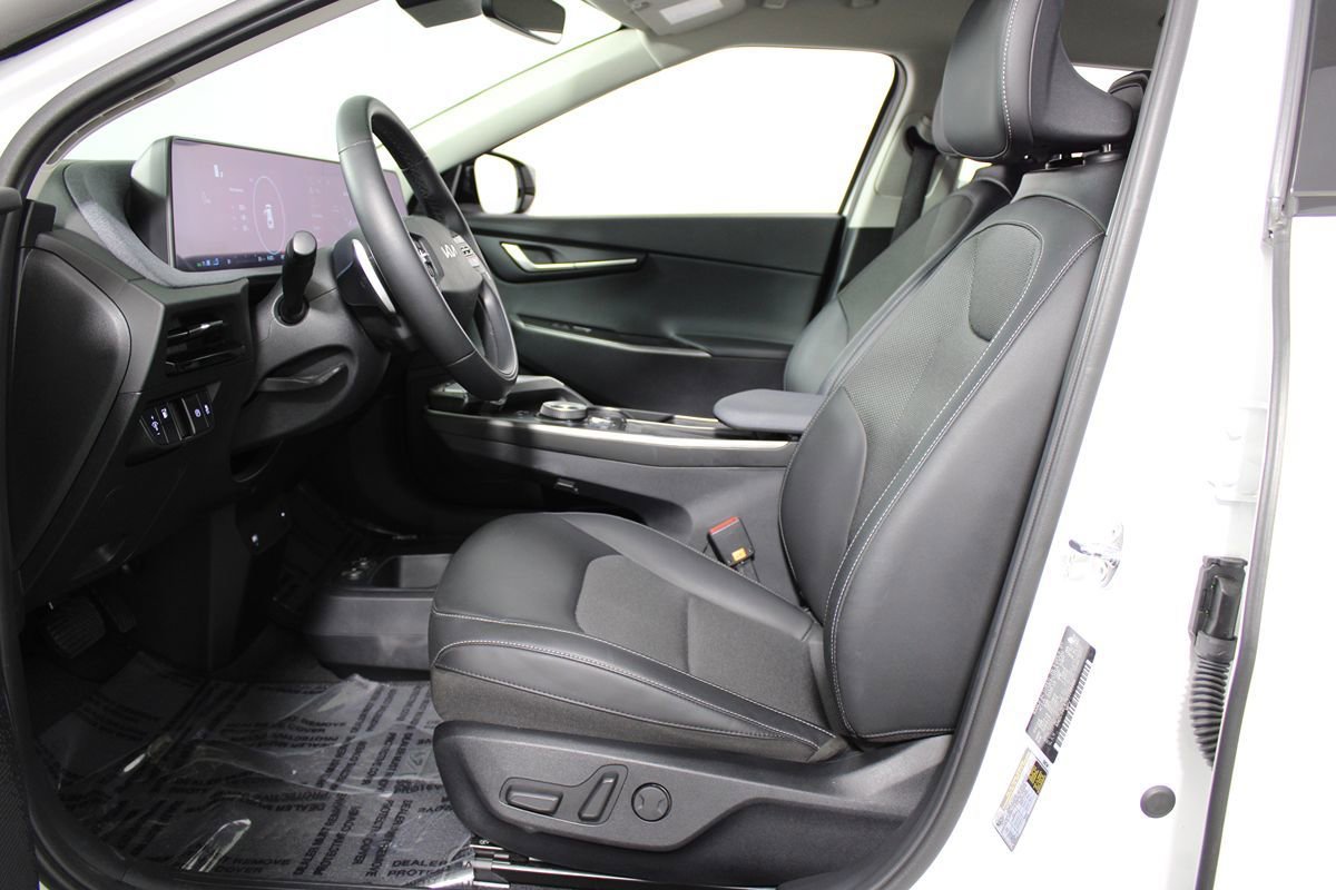 Used 2024 Kia EV6 Light RWD image 7