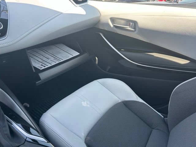 Used 2025 Toyota Corolla XSE FWD image 17