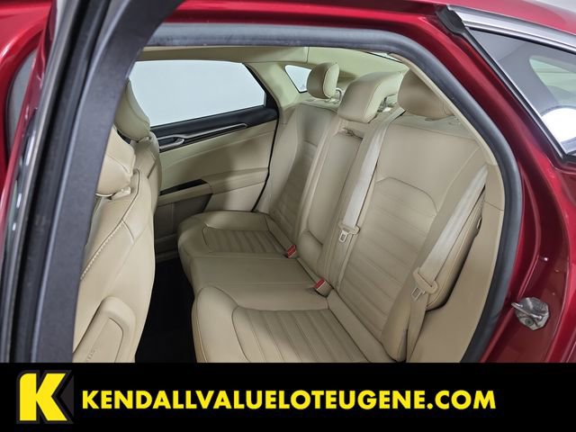 Used 2016 Ford Fusion SE w/ Equipment Group 202A FWD image 18