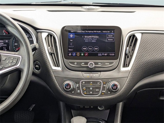 Used 2024 Chevrolet Malibu LT image 16