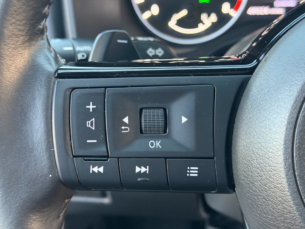 Certified 2021 Nissan Rogue SV w/ Premium Package FWD image 25