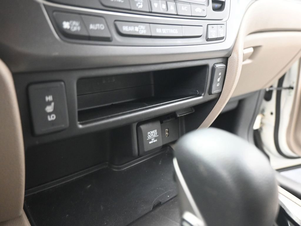 Used 2017 Honda Ridgeline RTL-T image 13