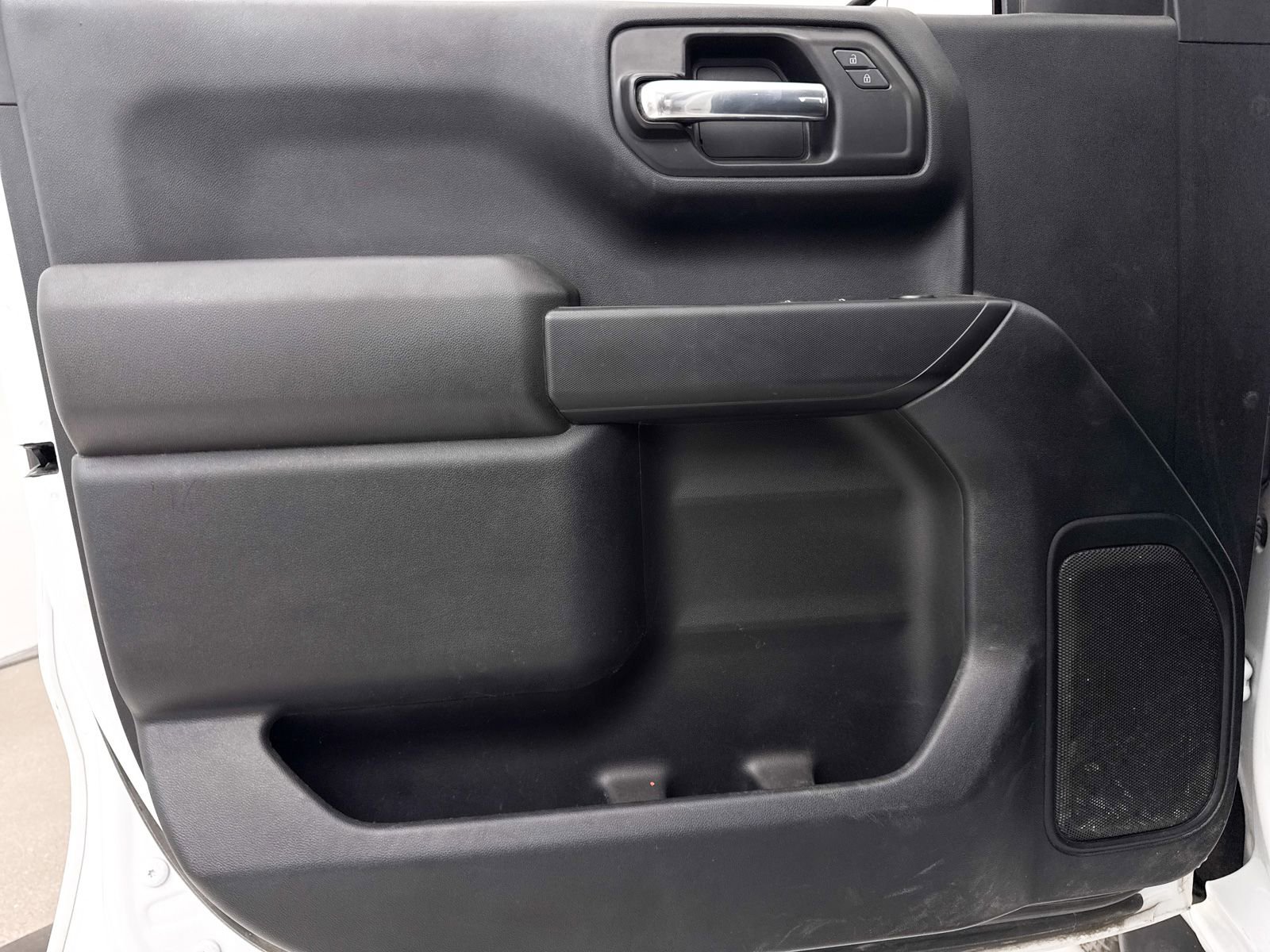 Used 2022 Chevrolet Silverado 1500 Custom image 24