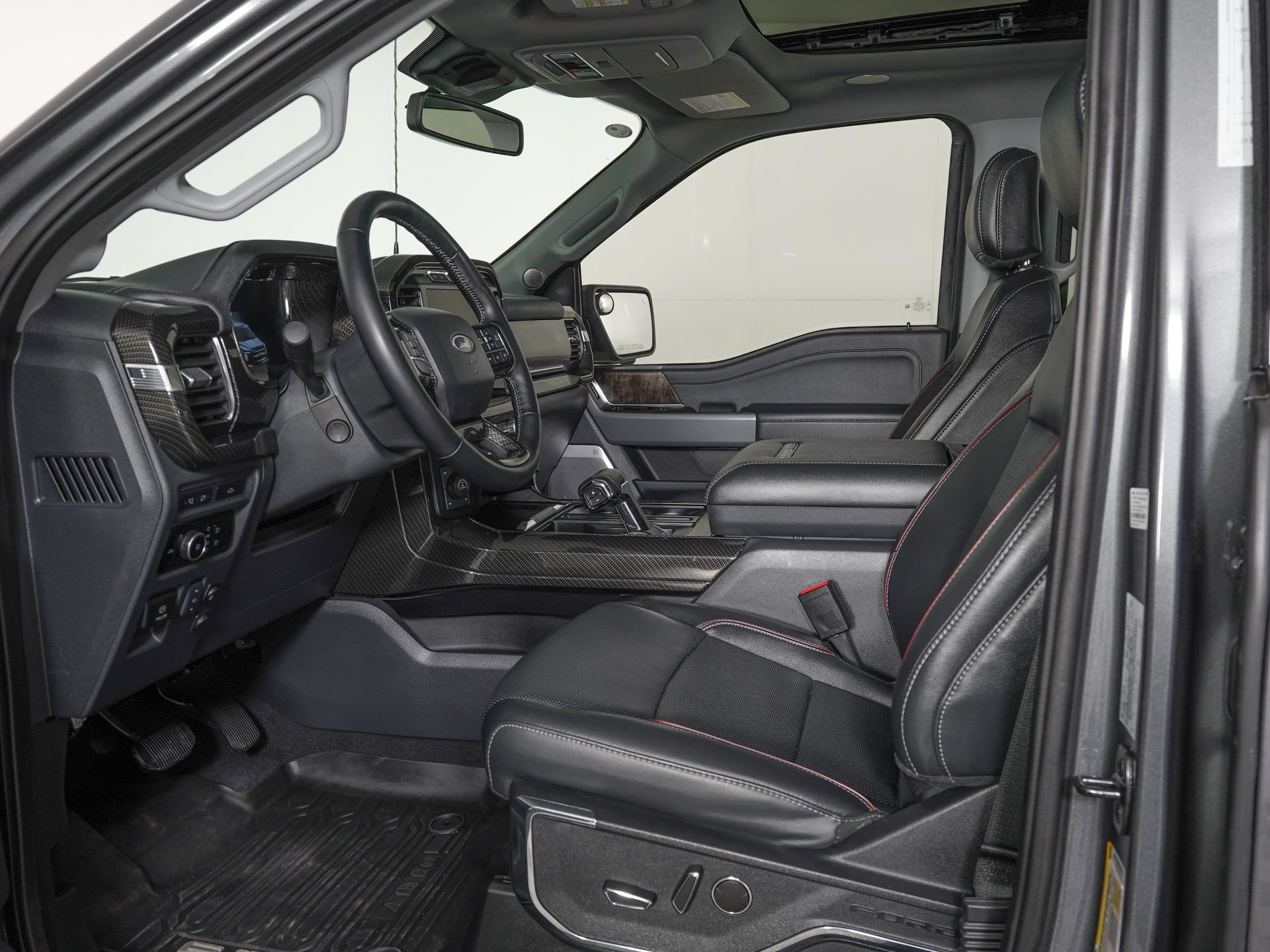 Used 2023 Ford F150 Lariat w/ Equipment Group 502A High AWD/4WD image 14