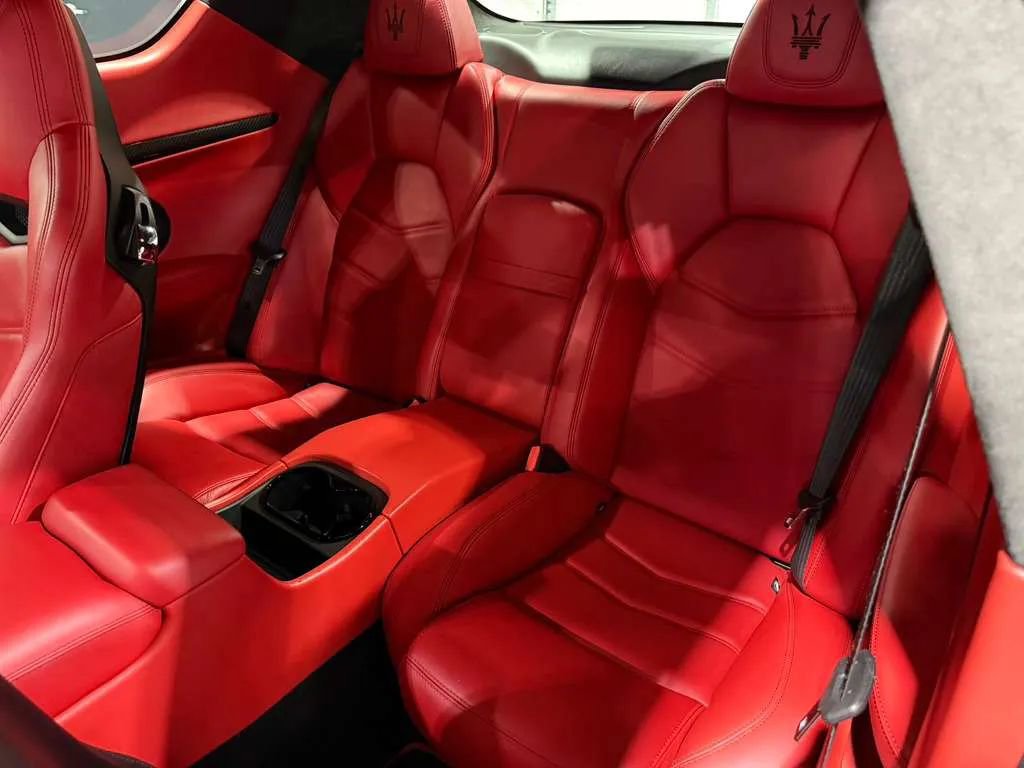 Used 2018 Maserati GranTurismo MC image 53
