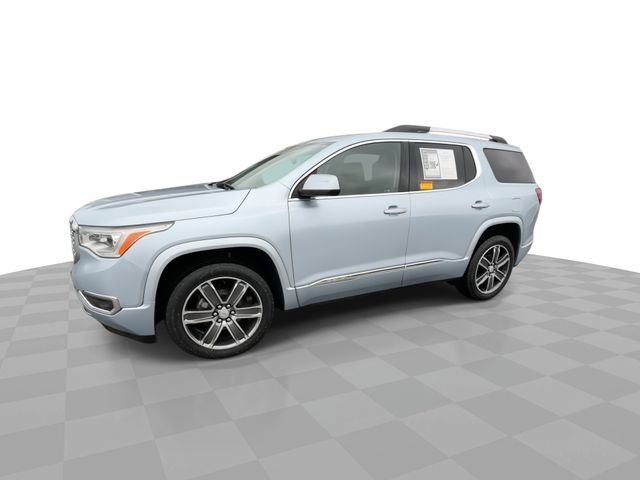 Used 2017 GMC Acadia Denali w/ Technology Package image 4