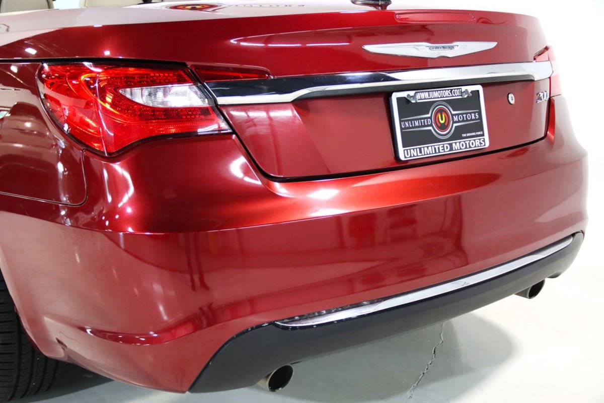 Used 2013 Chrysler 200 Limited FWD image 63