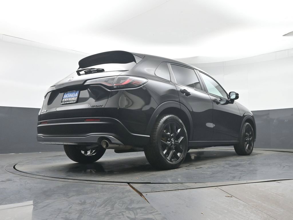 Used 2023 Honda HR-V Sport image 32