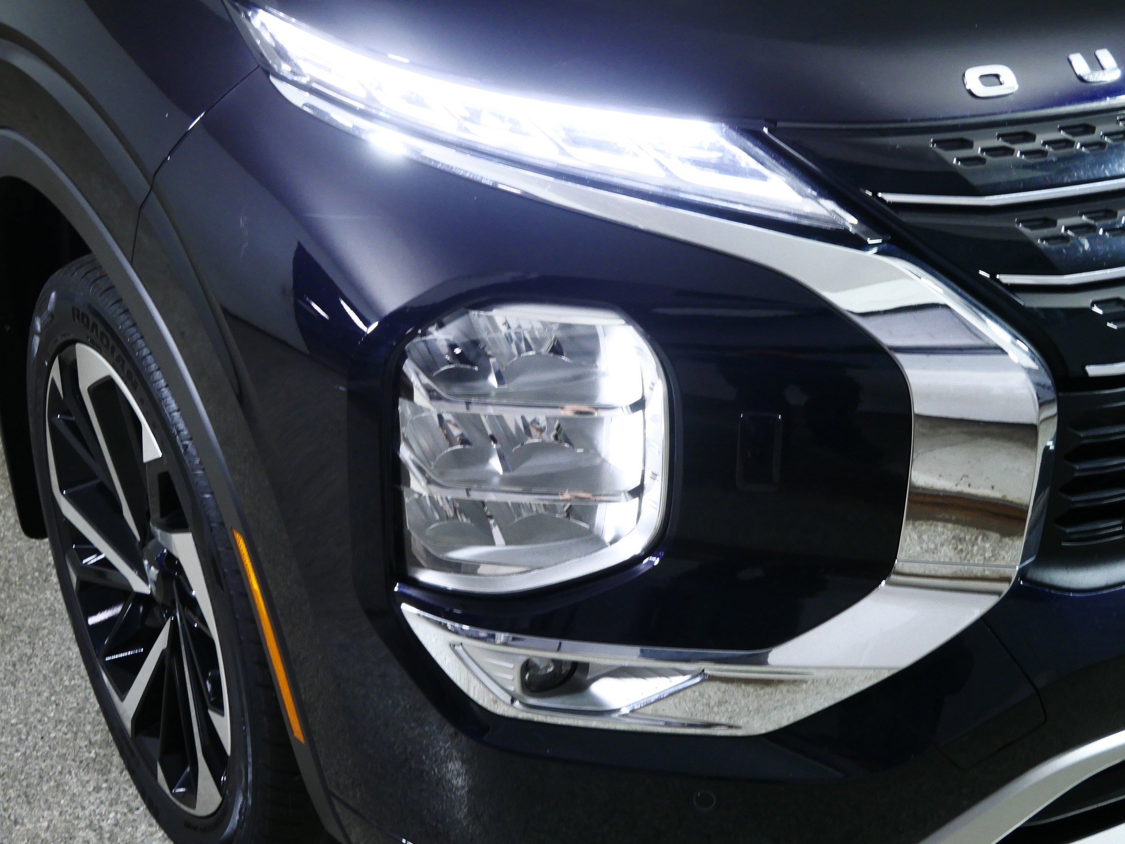 Used 2022 Mitsubishi Outlander SEL image 16