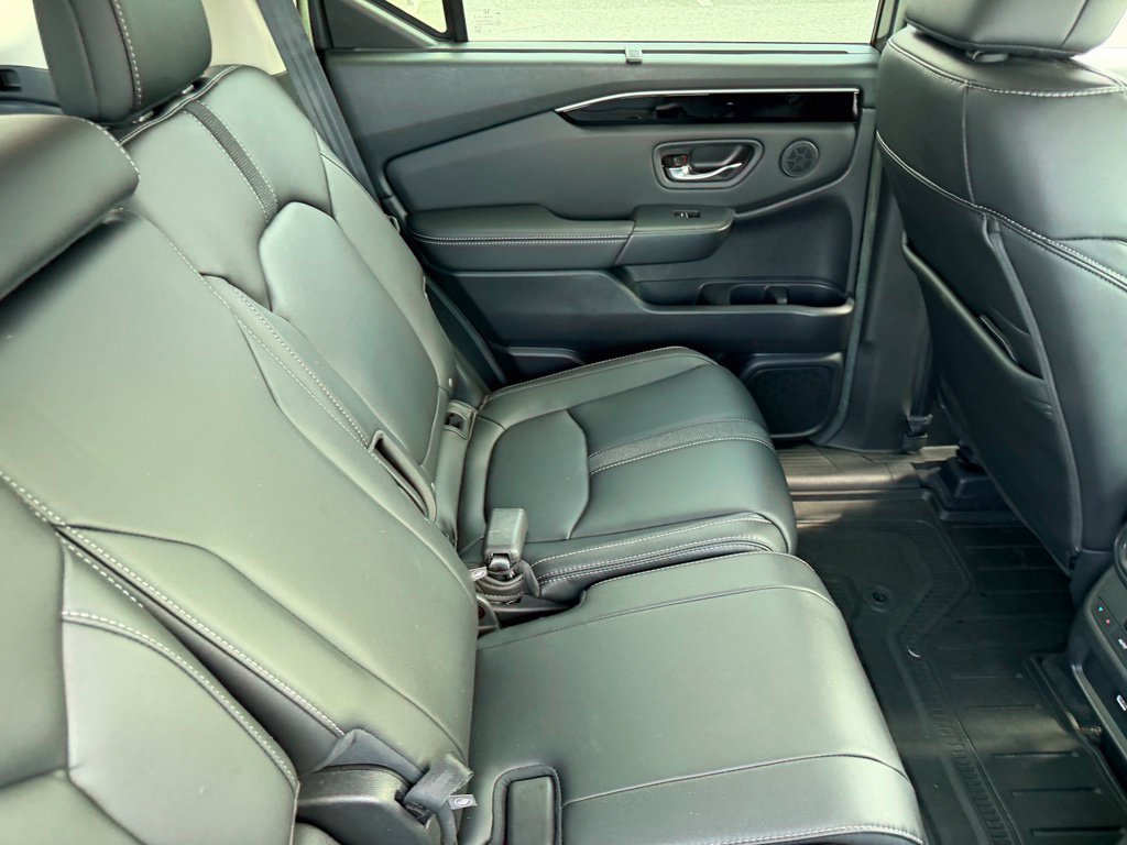Used 2023 Honda Pilot EX-L image 17
