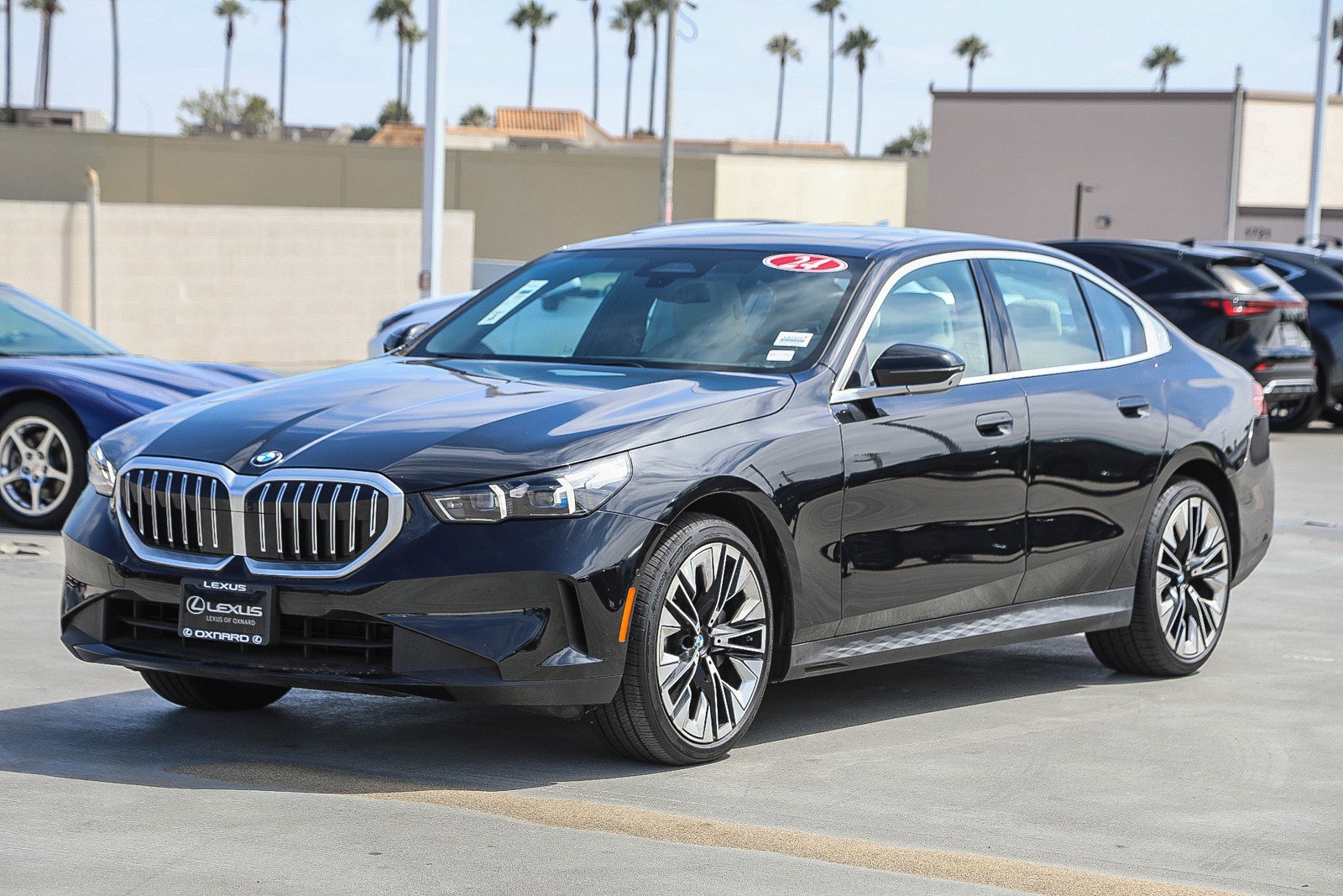 Used 2024 BMW 530i w/ M Sport Package image 3