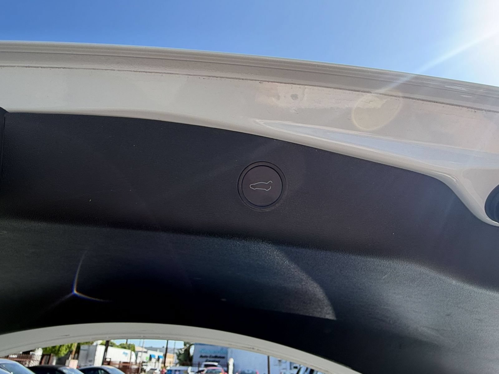 Used 2022 Tesla Model 3 Long Range AWD/4WD image 32