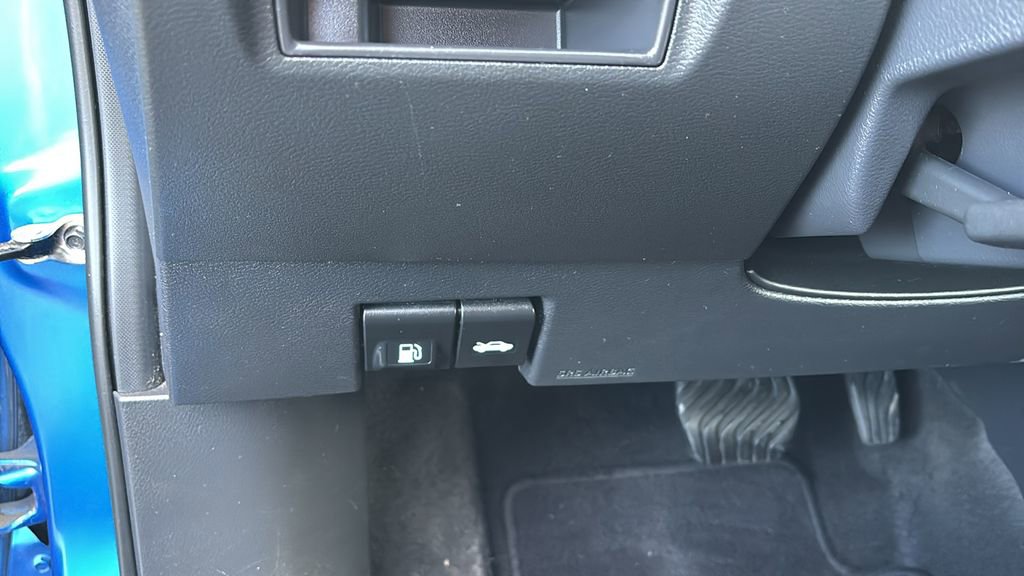 Used 2021 Nissan Versa SV image 15