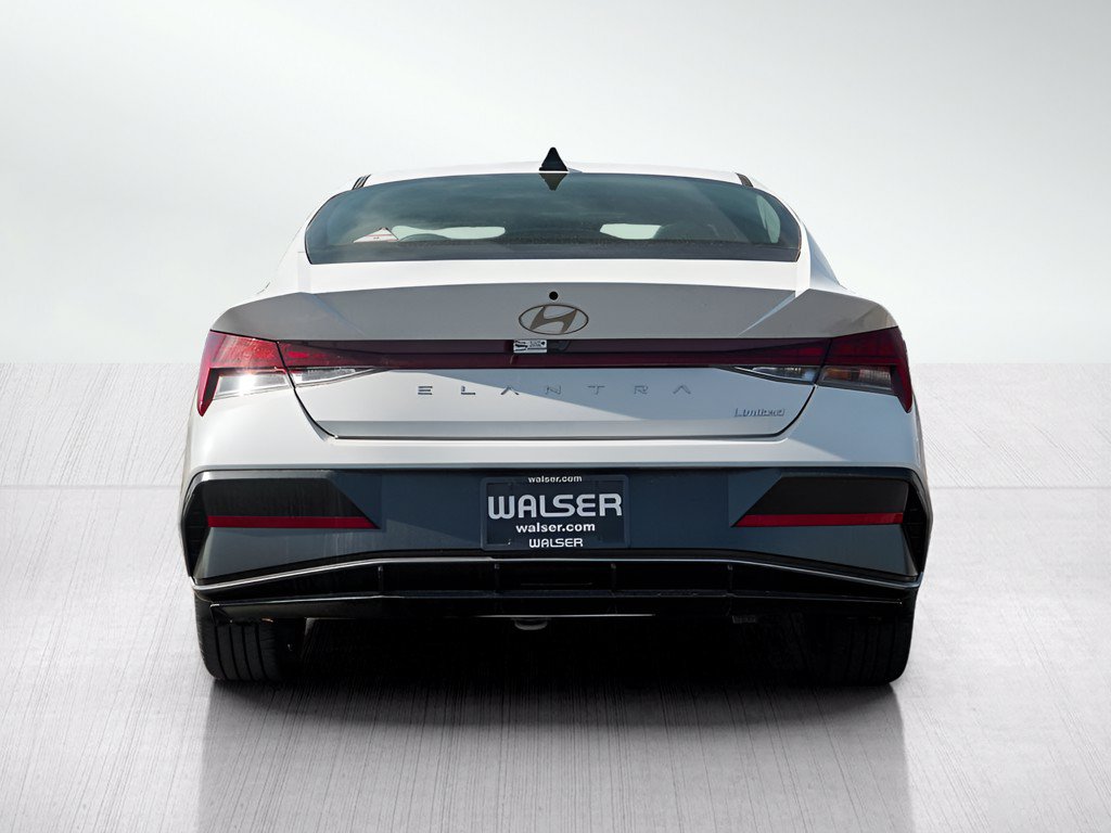 New 2026 Hyundai Elantra Limited FWD image 5