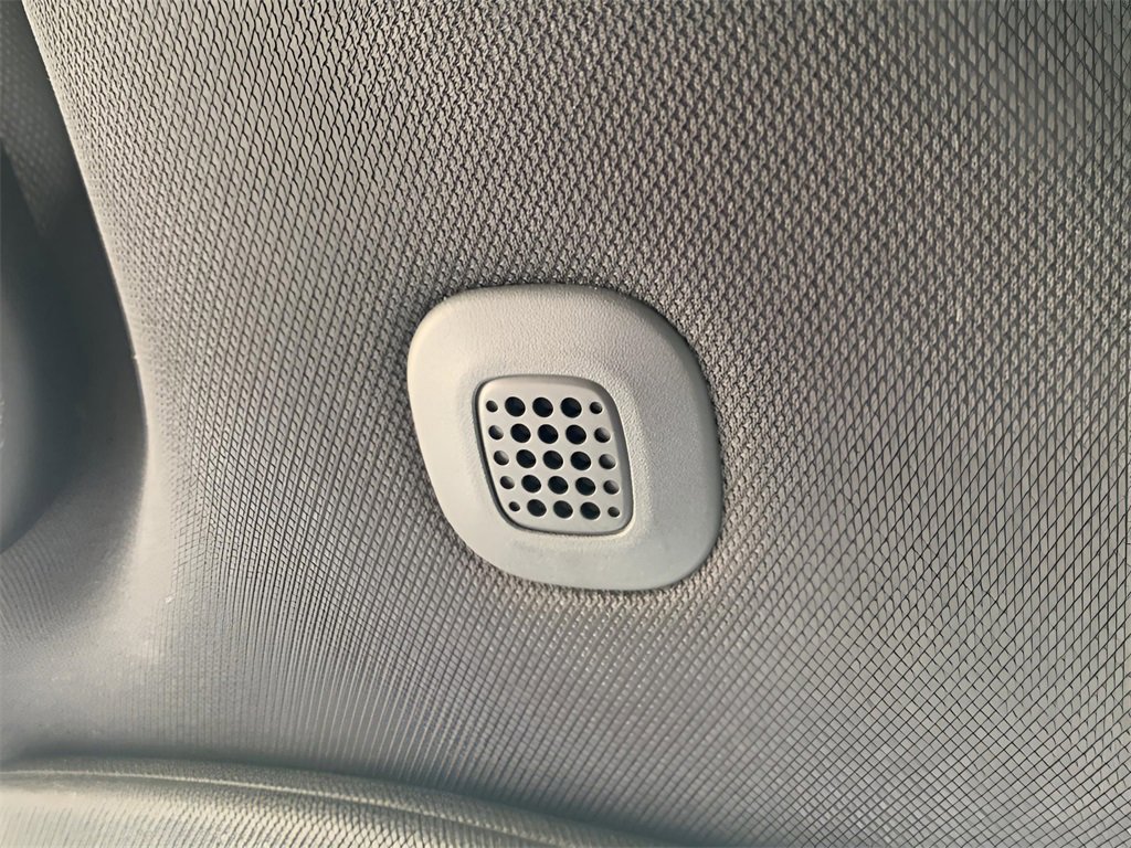 Used 2022 Jeep Grand Cherokee Overland w/ Luxury Tech Group IV image 47