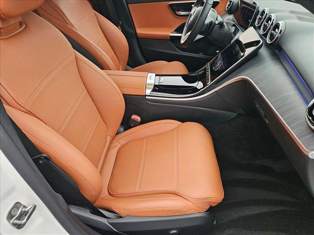 Used 2025 Mercedes-Benz C 300 Sedan image 19