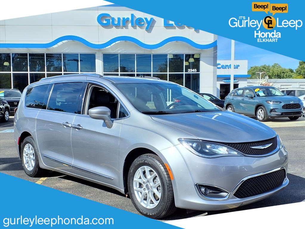 Used 2020 Chrysler Pacifica Touring-L image 1