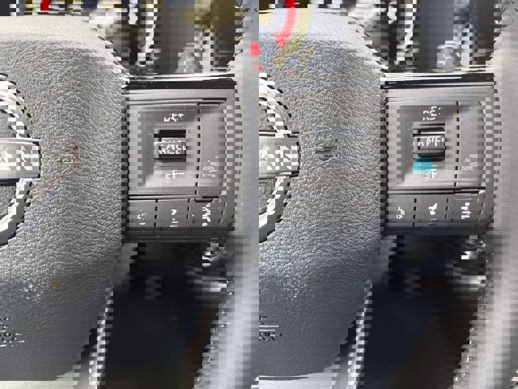 New 2026 Nissan Pathfinder SL image 15