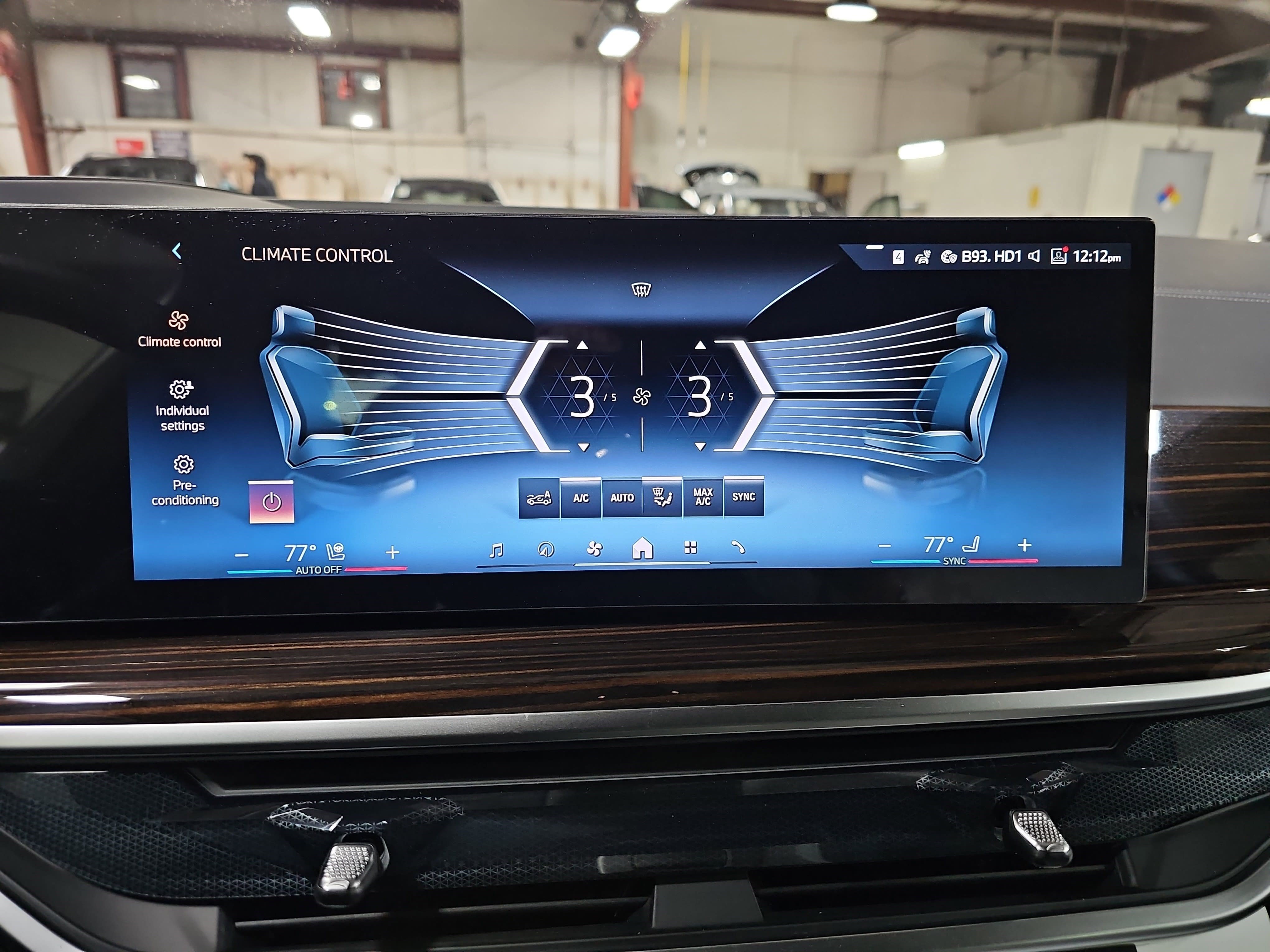 New 2026 BMW X5 xDrive40i w/ Climate Comfort Package image 21