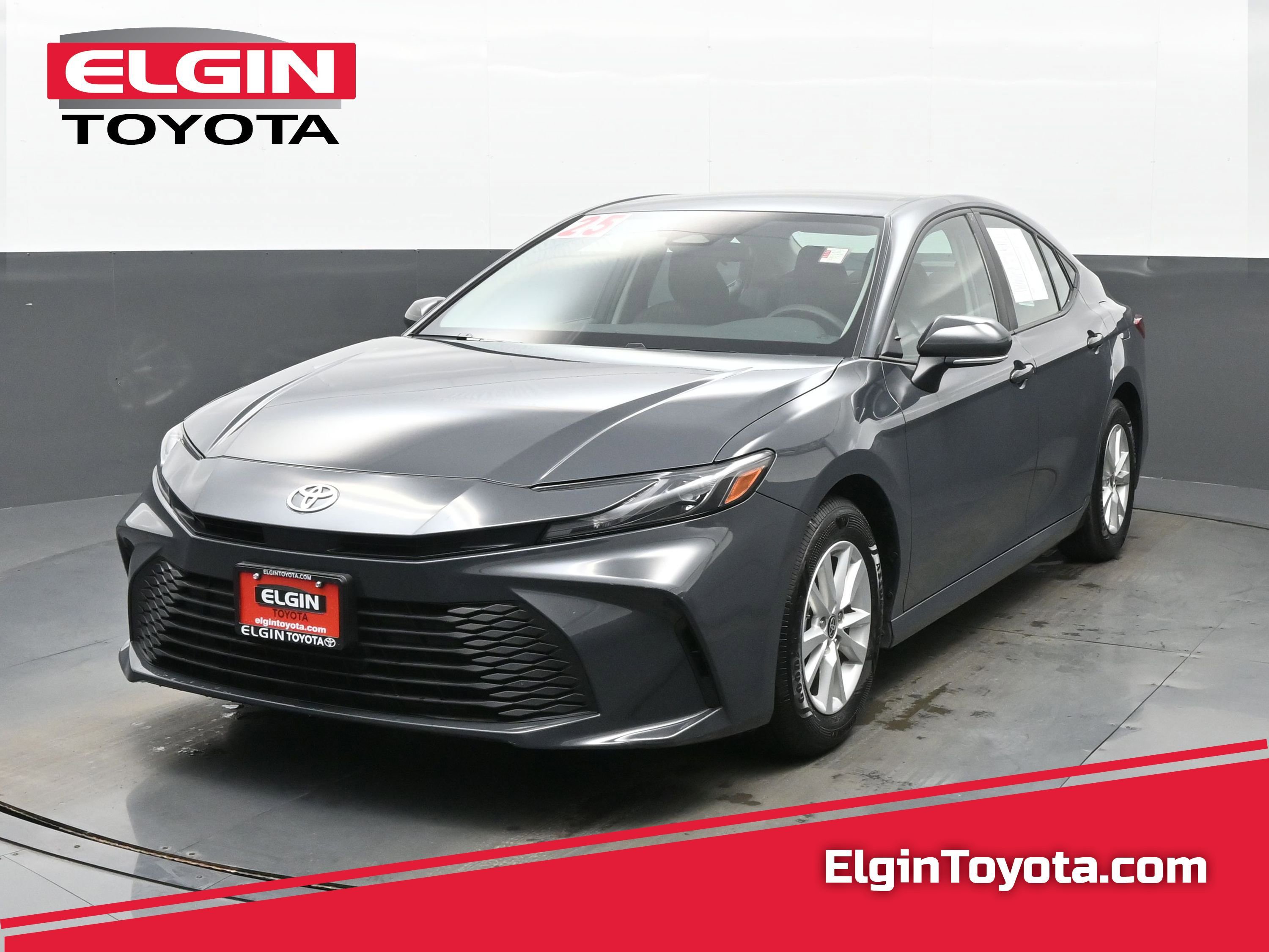 Used 2025 Toyota Camry LE video 1