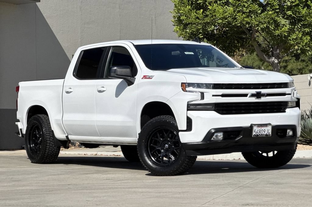 Used 2021 Chevrolet Silverado 1500 RST AWD/4WD image 2