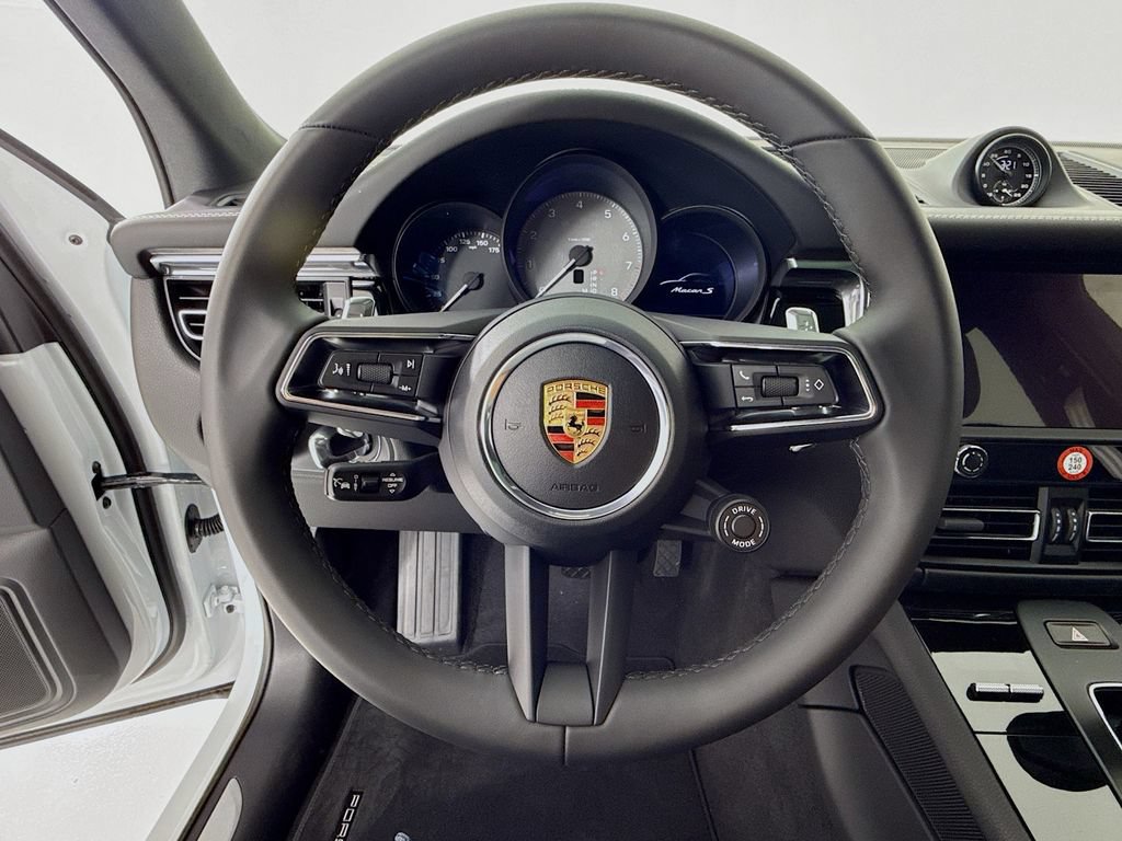 New 2026 Porsche Macan S AWD/4WD image 17