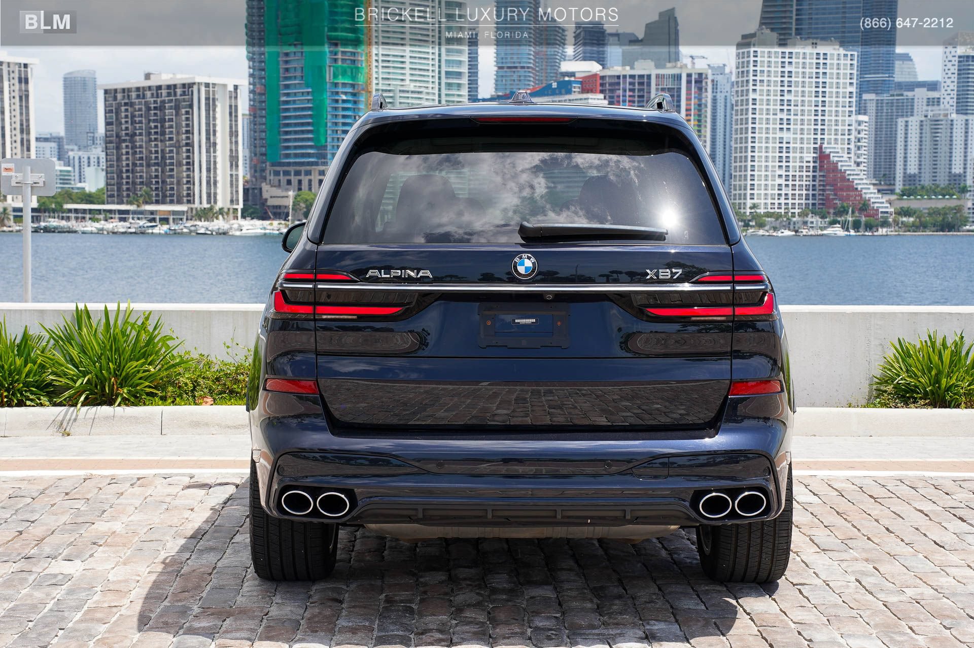 Used 2024 BMW ALPINA XB7 AWD/4WD image 3