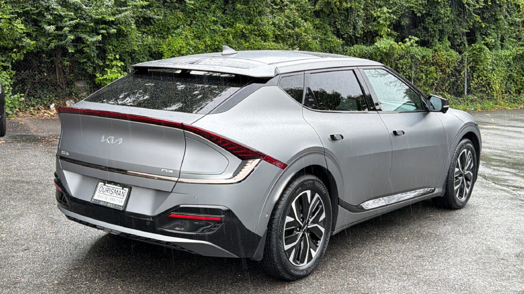 Certified 2024 Kia EV6 GT-Line RWD image 4