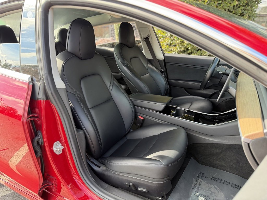 Used 2018 Tesla Model 3 Long Range image 34