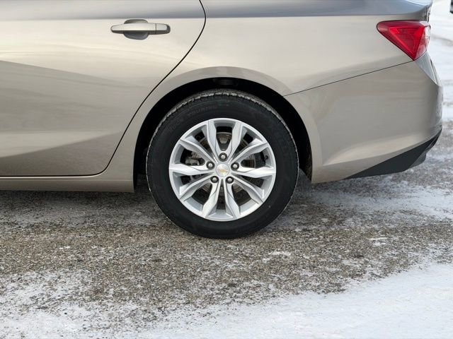 Used 2025 Chevrolet Malibu LT image 13