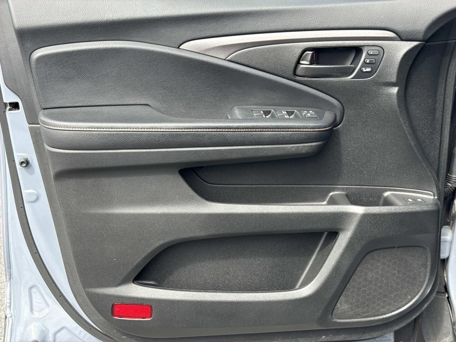 Used 2022 Honda Passport TrailSport image 24