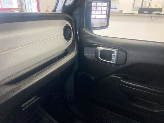 Certified 2024 Jeep Wrangler Sport image 33