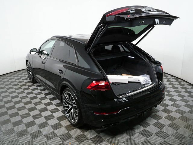 New 2026 Audi SQ8 Prestige image 30