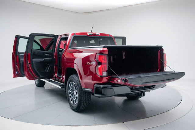 Used 2024 Chevrolet Colorado Z71 w/ Z71 Convenience Package 2 AWD/4WD image 20