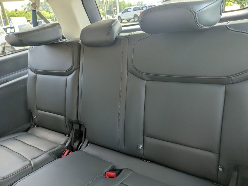 New 2026 Ford Expedition Max Active RWD image 15