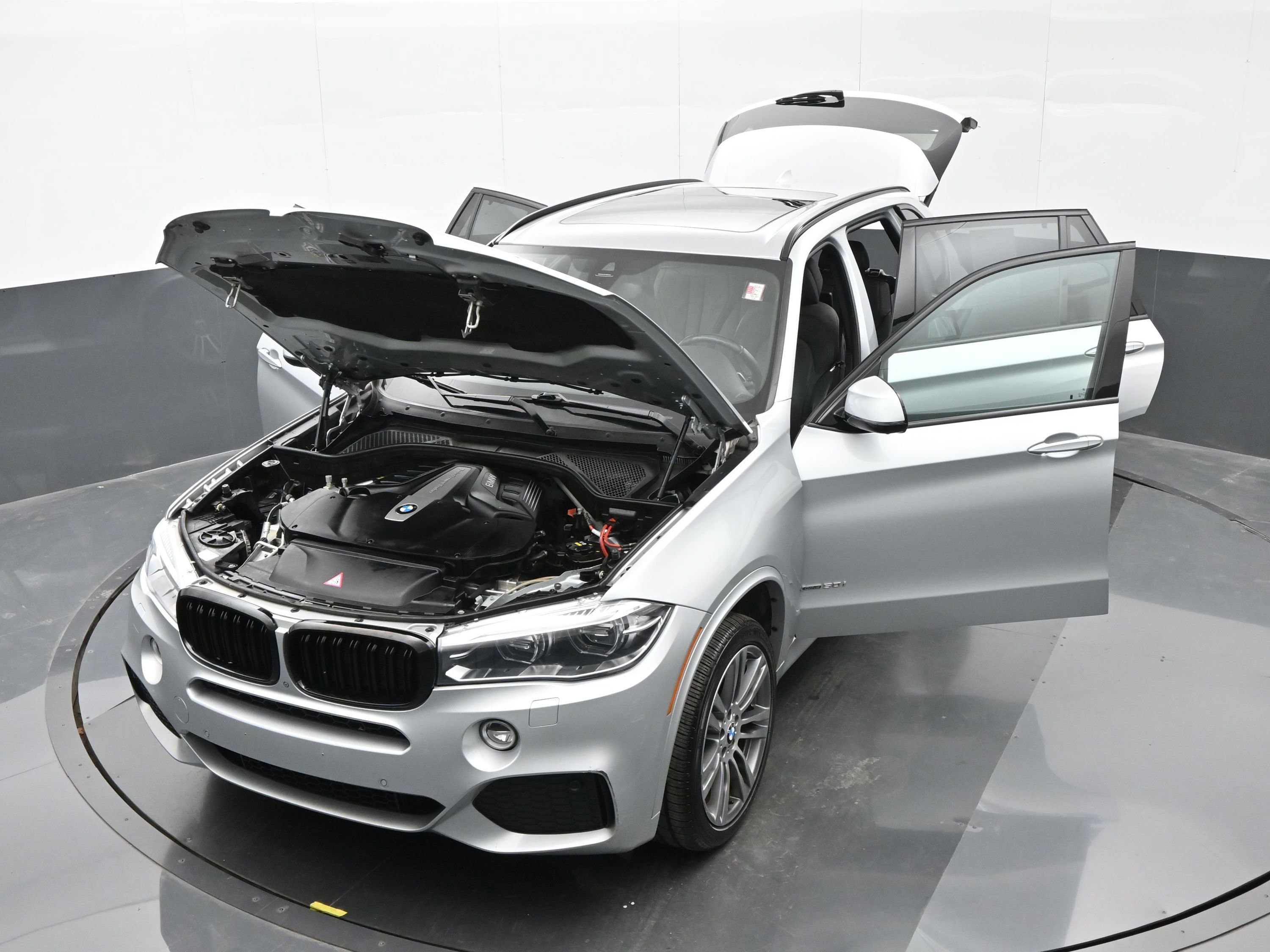 Used 2017 BMW X5 xDrive50i image 47