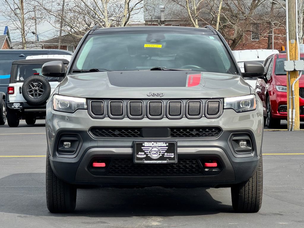 Used 2022 Jeep Compass Trailhawk w/ Trailhawk Elite Group video 2