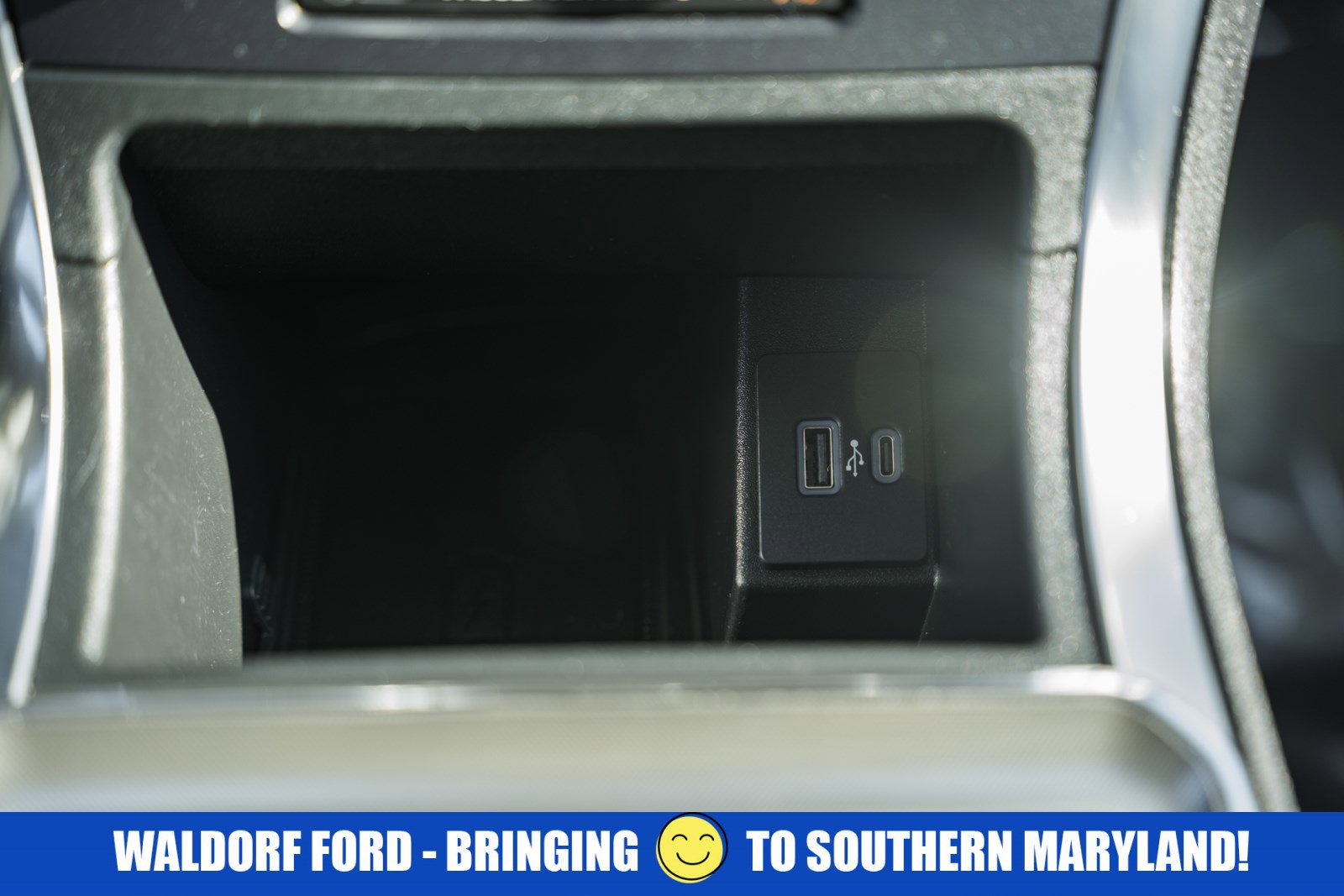 Used 2022 Ford Edge Titanium image 29