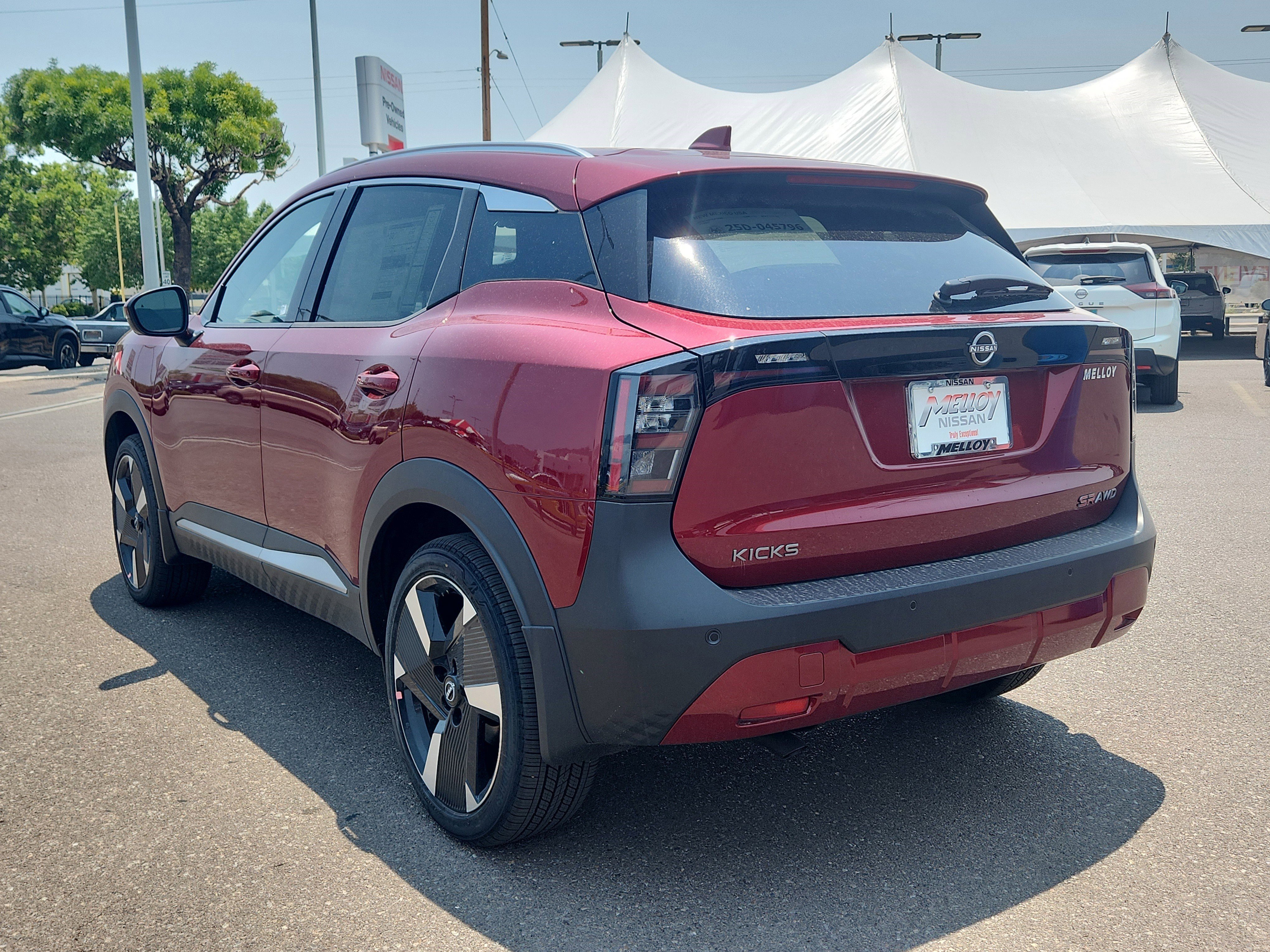 New 2025 Nissan Kicks SR w/ Interior Electronics Package image 3