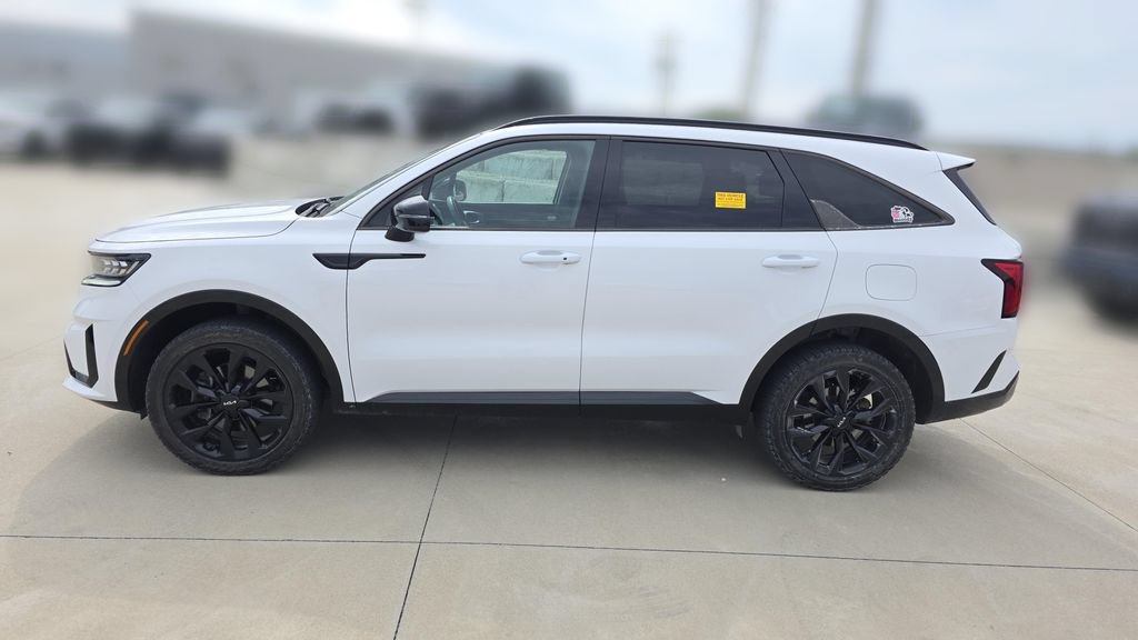 Used 2023 Kia Sorento SX AWD/4WD image 2