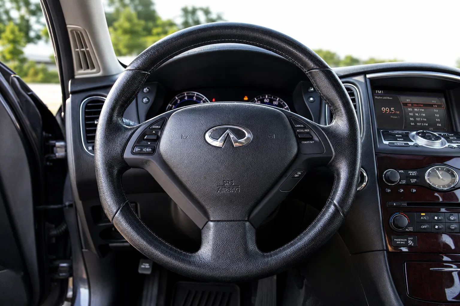 Used 2009 INFINITI EX35 Journey w/ Premium Pkg AWD/4WD image 12