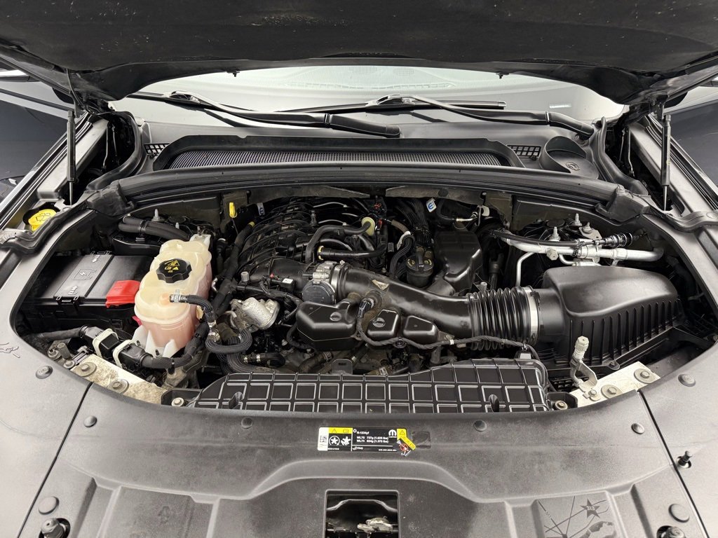 Used 2022 Jeep Grand Cherokee Limited image 7