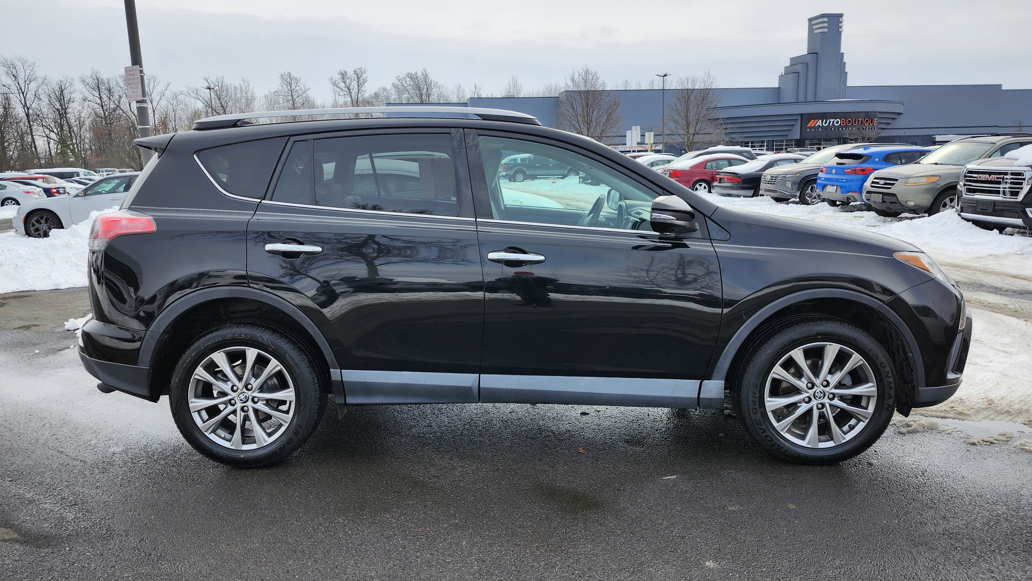 Used 2016 Toyota RAV4 Limited w/ Advanced Technology Package image 17
