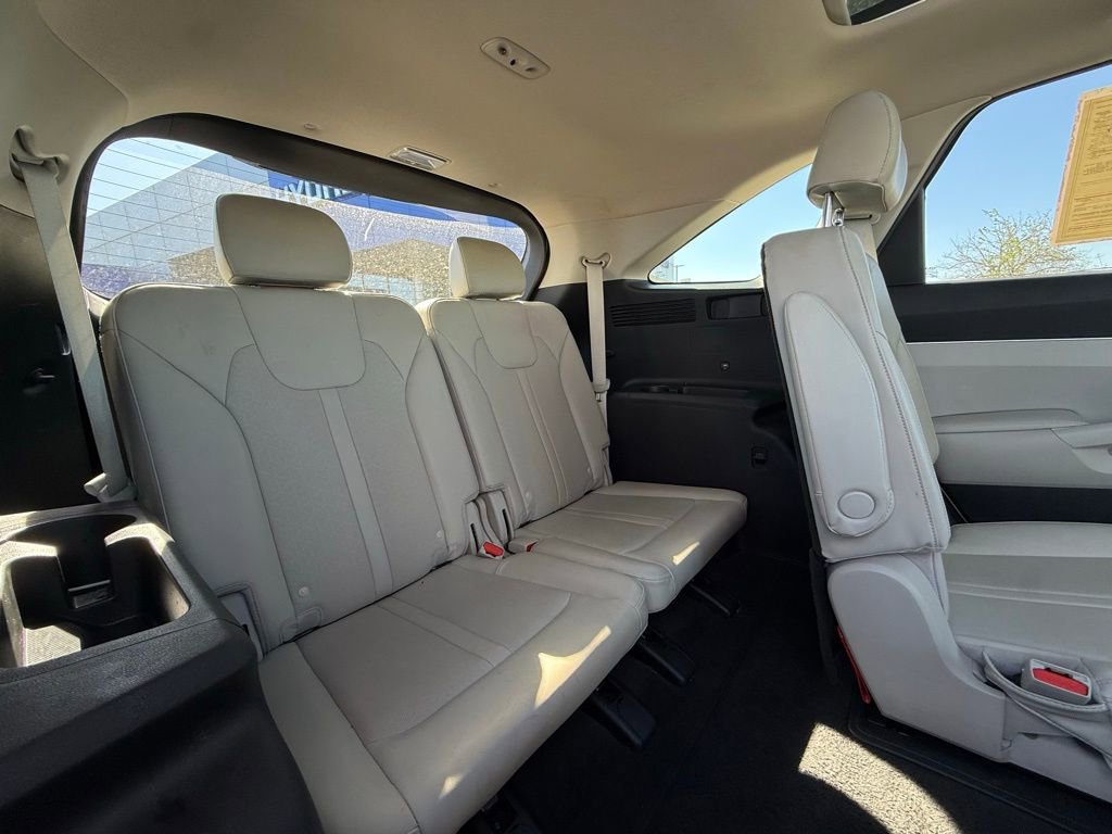 Used 2022 Kia Sorento EX w/ Panoramic Sunroof Package image 28