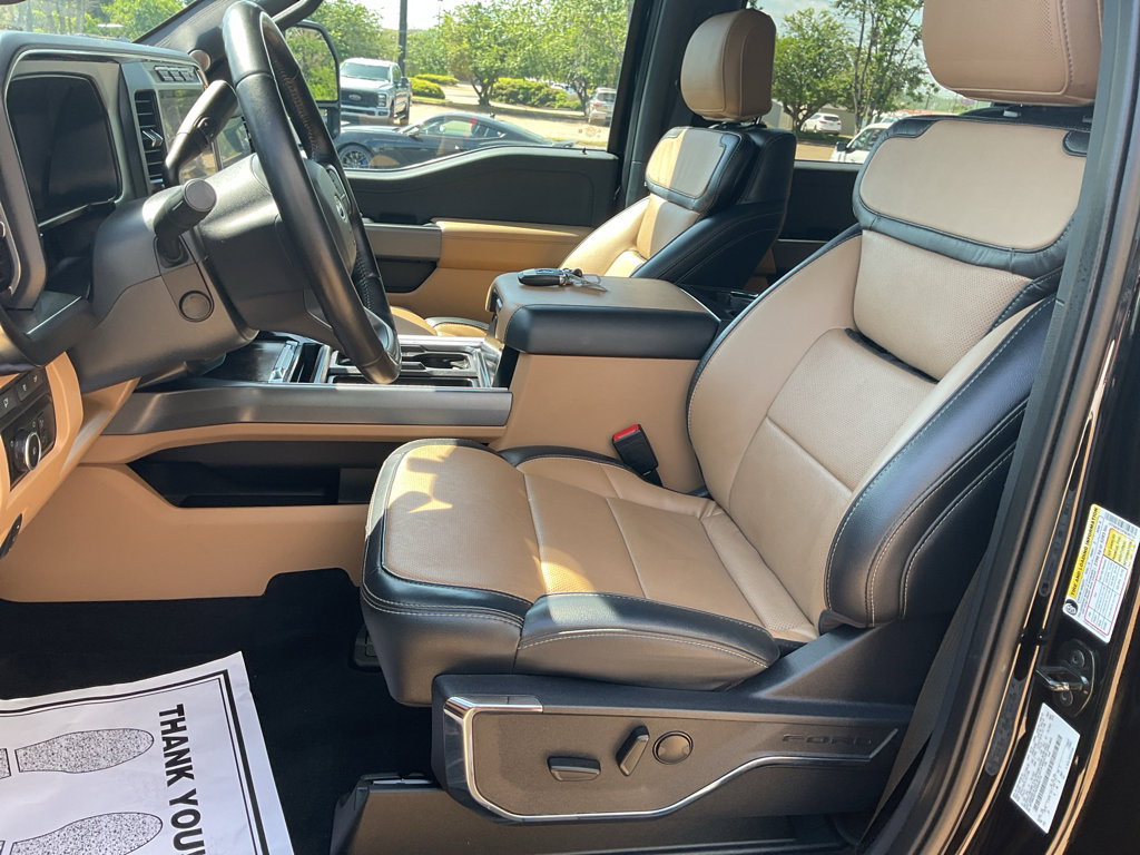 Used 2023 Ford F350 Lariat w/ Lariat Ultimate Package AWD/4WD image 16